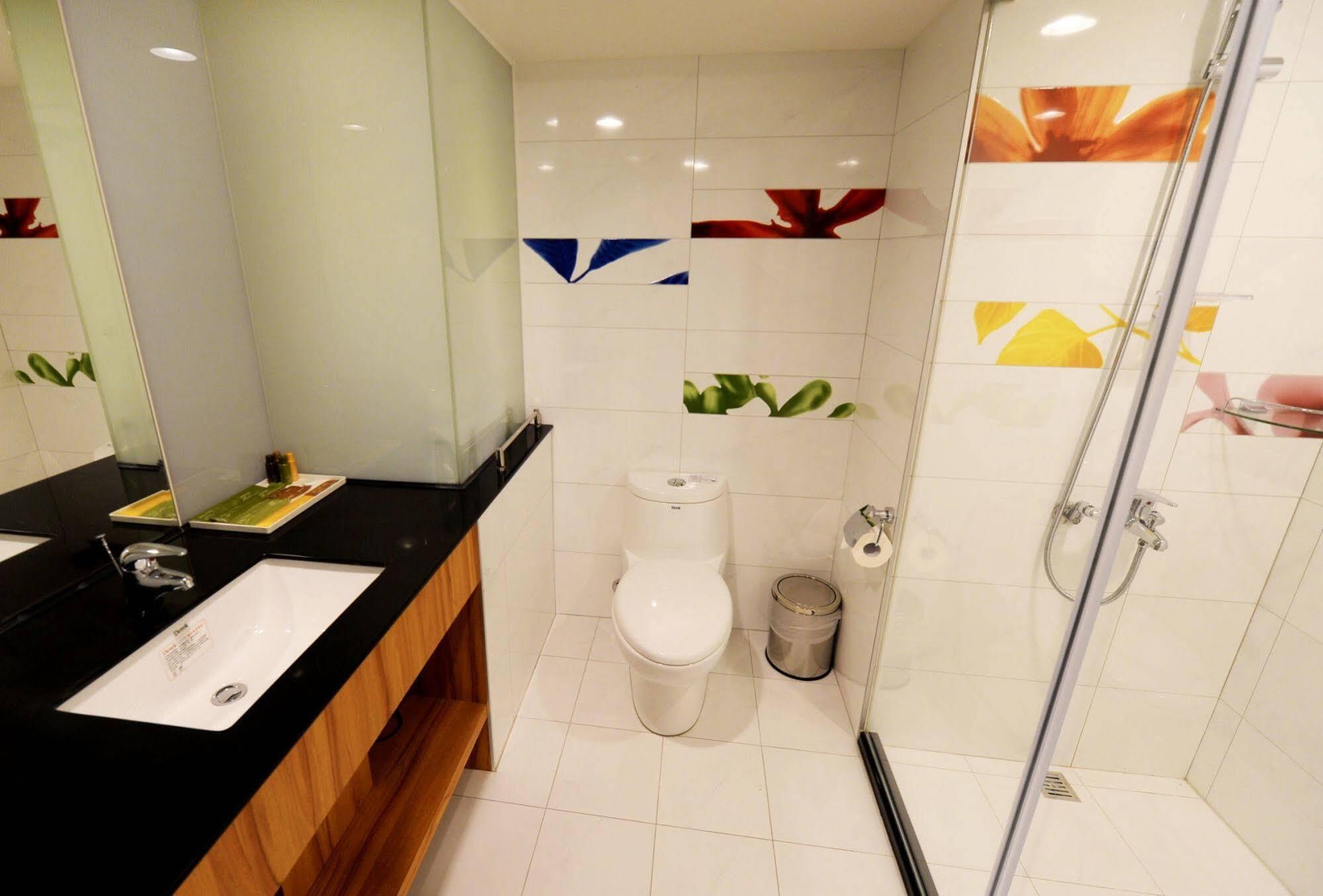 Bamboo Hotel Kaohsziung Kültér fotó