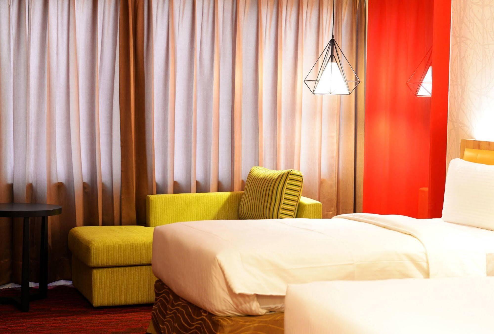 Bamboo Hotel Kaohsziung Kültér fotó